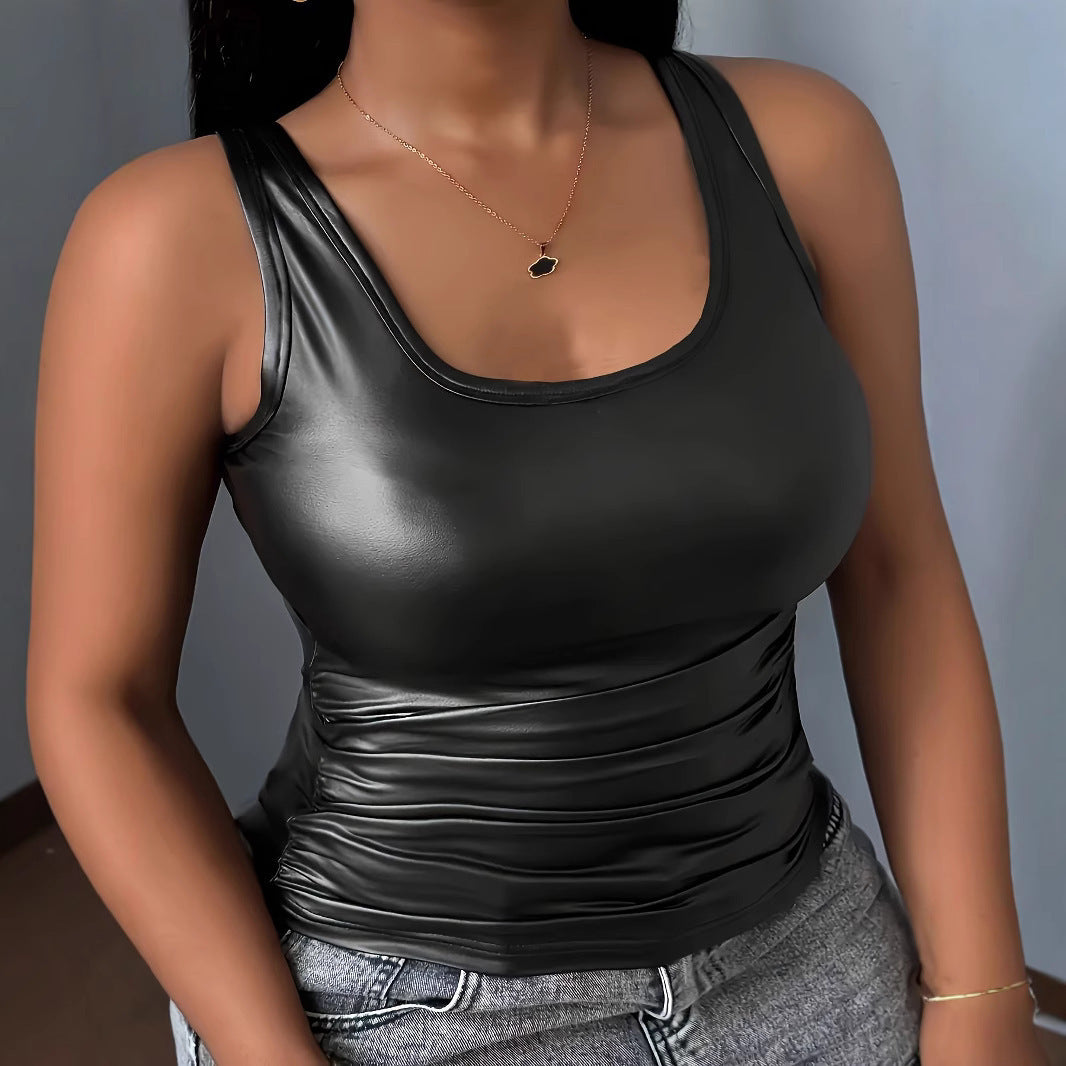 Damernas linne med glänsande material och figurnära passform Eva Jonsson-Eva Jonsson