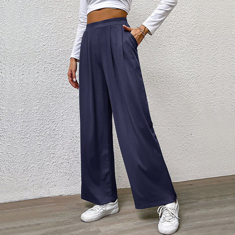 Damernas lösa chinos med elegant veck och hög midja Mirla-Eva Jonsson