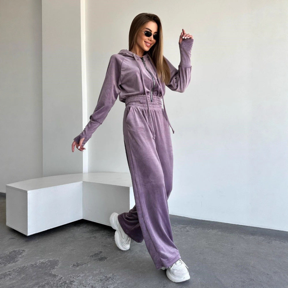 Damernas loungewear-set med praktisk huva och elastiskt midjeband Mirla-Eva Jonsson