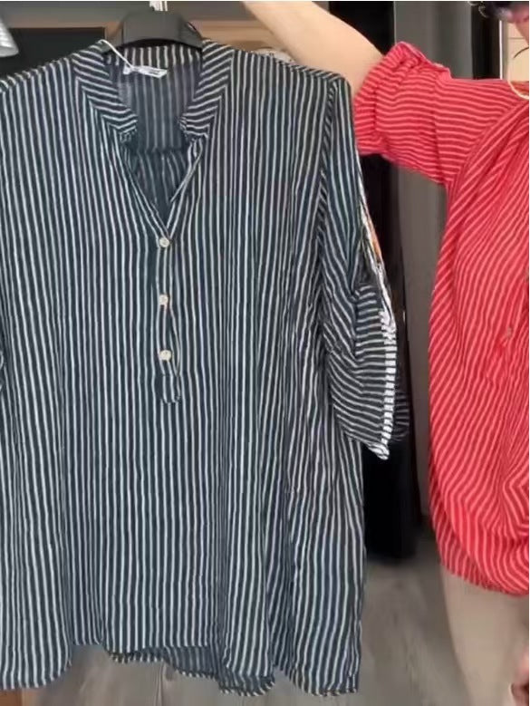 Damernas luftiga blus med charmig randig design Eva Jonsson-Eva Jonsson