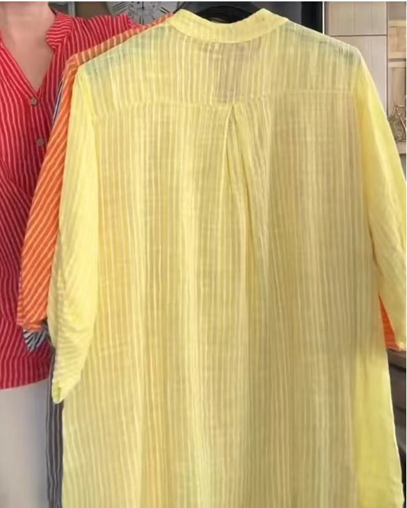 Damernas luftiga blus med charmig randig design Mirla-Eva Jonsson