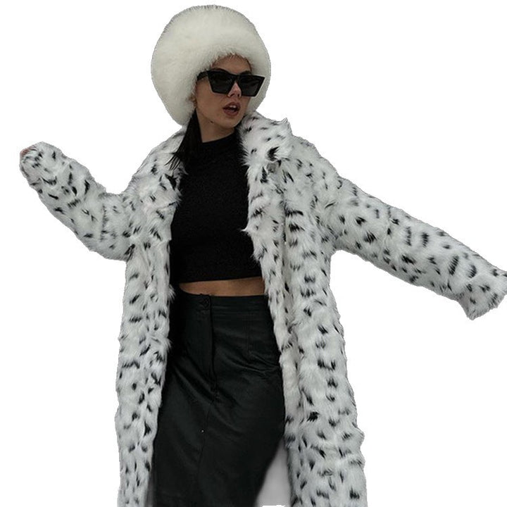 Damernas lyxiga konstfälljacka med iögonfallande djurmotiv Eva Jonsson-Eva Jonsson