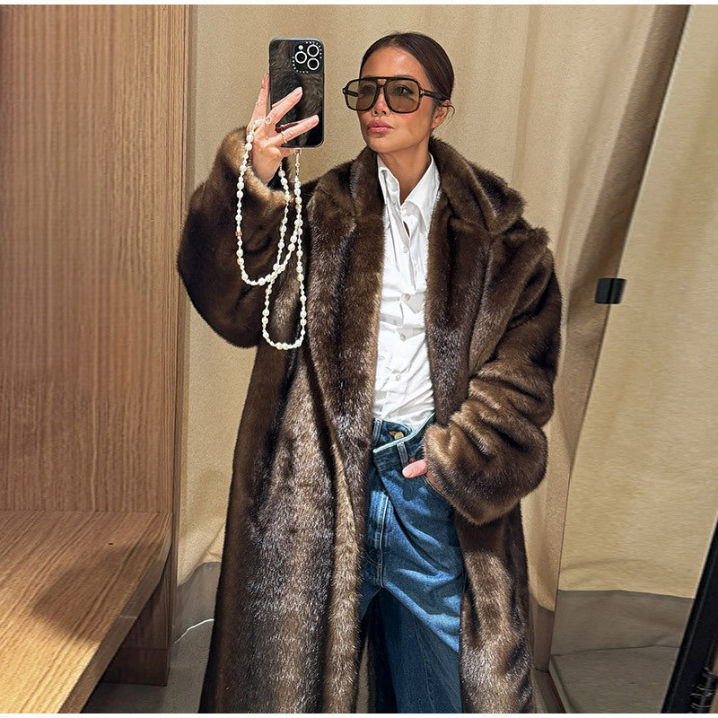 Damernas lyxiga konstpälskappor med elegant snitt Eva Jonsson-Eva Jonsson