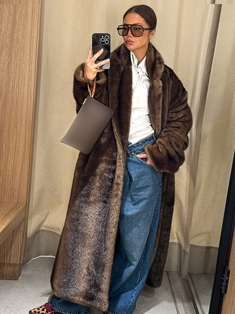 Damernas lyxiga konstpälskappor med elegant snitt Eva Jonsson-Eva Jonsson