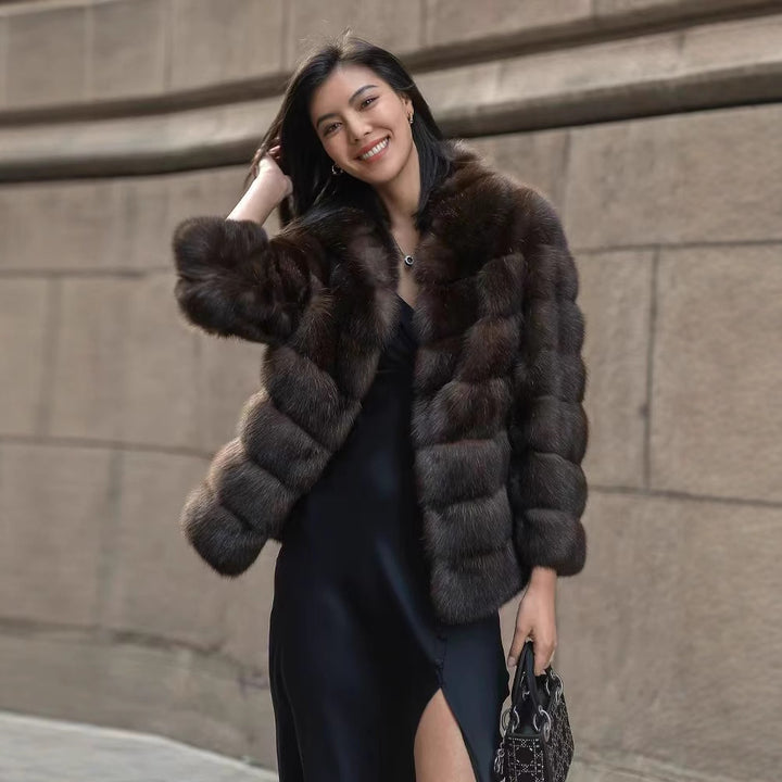 Damernas lyxiga mysfälljacka i modedesign Eva Jonsson-Eva Jonsson