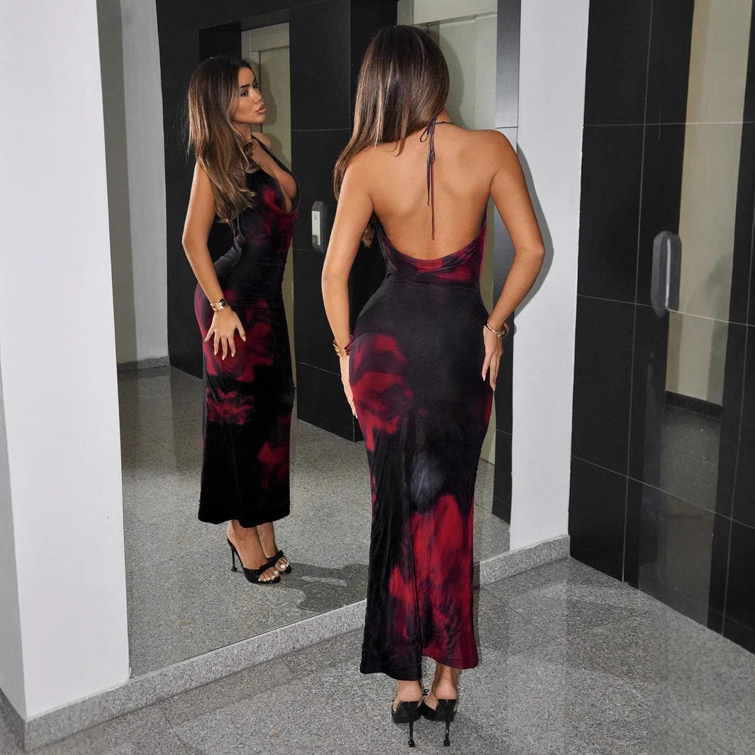 Damernas maxikjol med djup V-ringning och elegant silhuett Eva Jonsson-Eva Jonsson