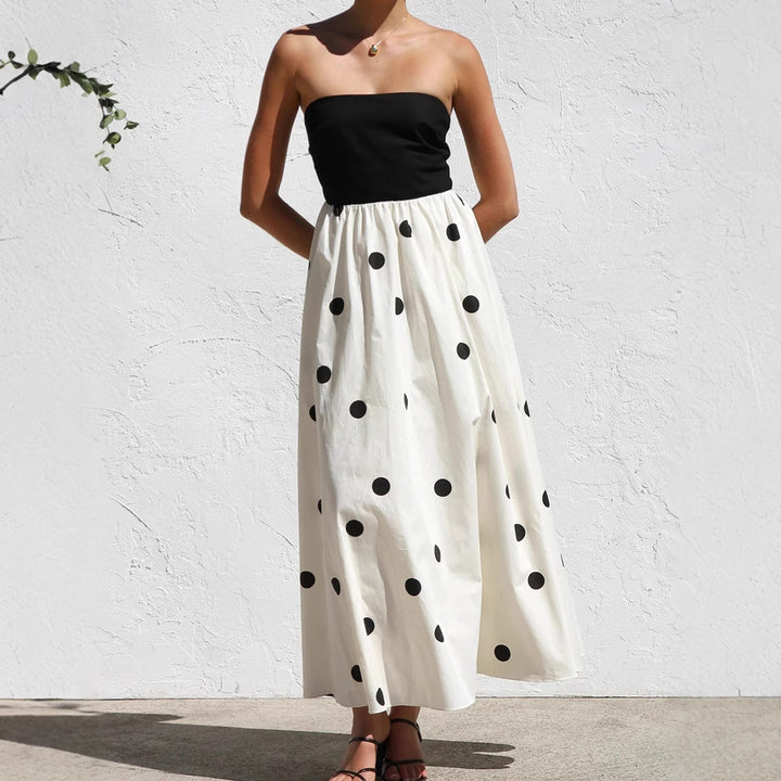 Damernas maxiklänning med bärande topp och lekfullt prickmönster Eva Jonsson-Eva Jonsson
