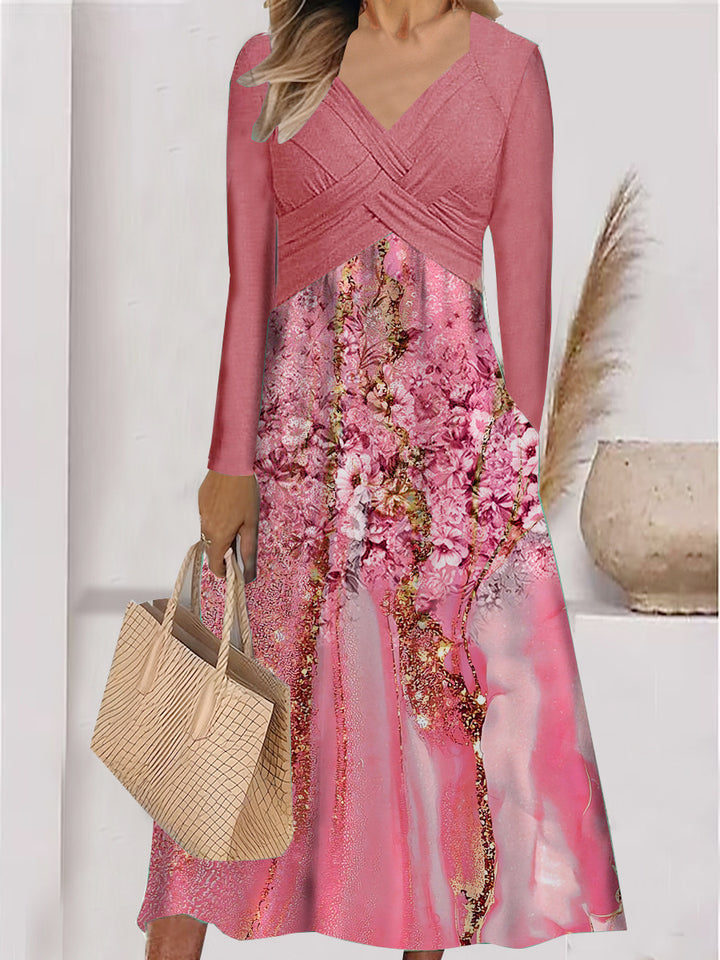 Damernas maxiklänning med blommönster och figurnära passform Eva Jonsson-Eva Jonsson