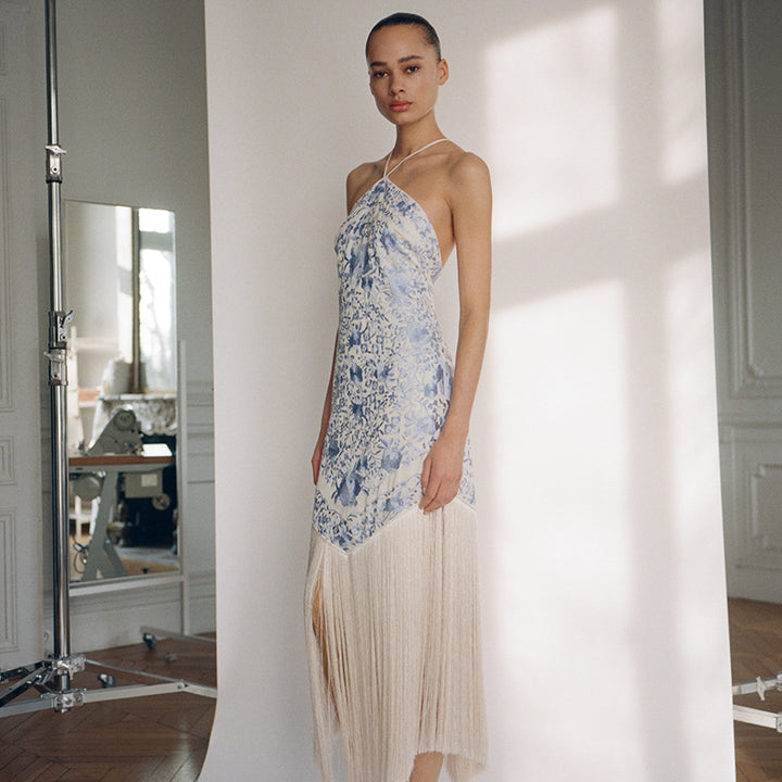 Damernas maxiklänning med eleganta fransar-design Mirla-Eva Jonsson