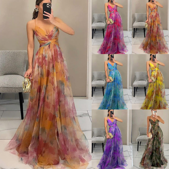 Damernas maxiklänning med konstfullt draperingsdesign och genomskinlig kjol Mirla-Eva Jonsson