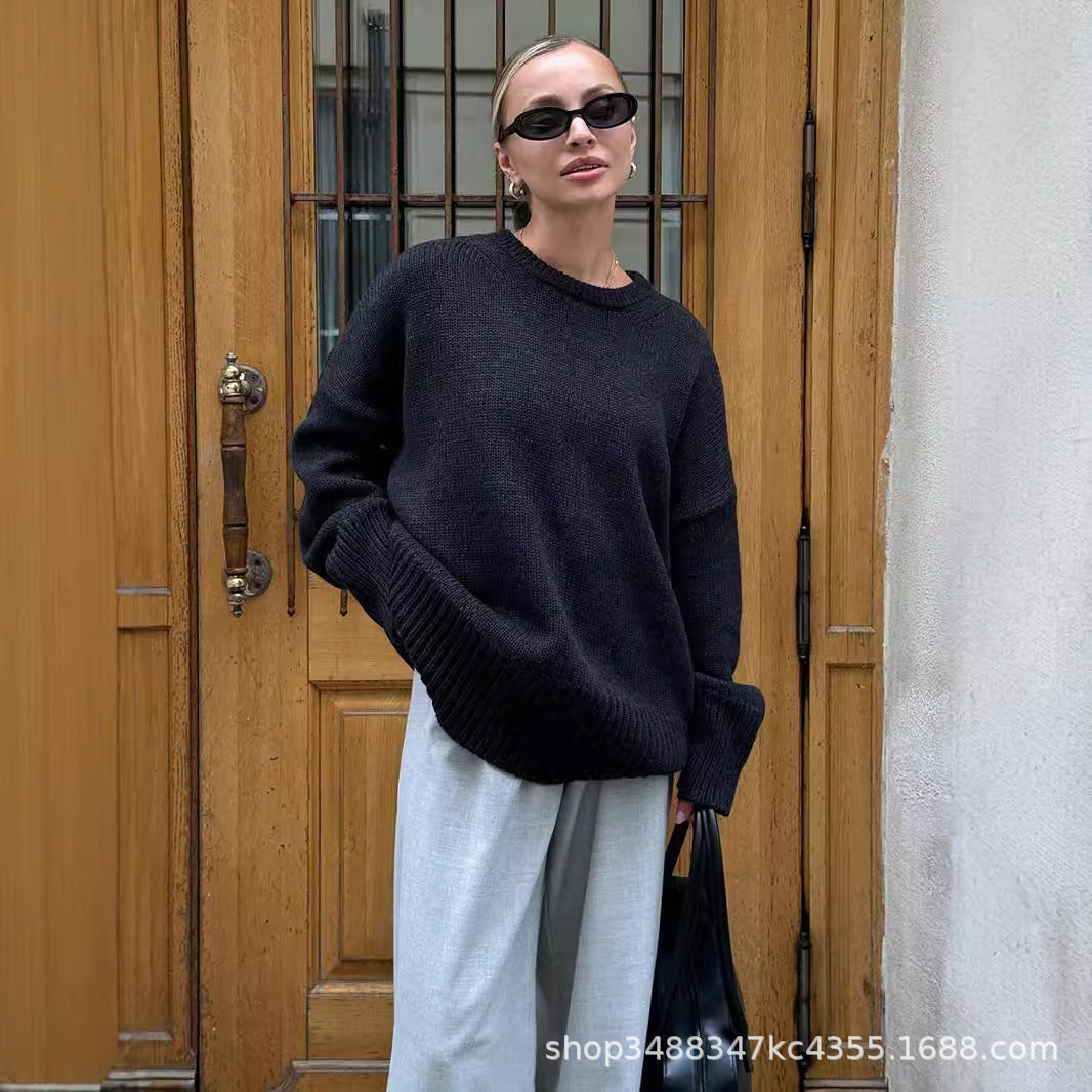 Damernas mjuka oversized stickad tröja med breda muddar Mirla-Eva Jonsson