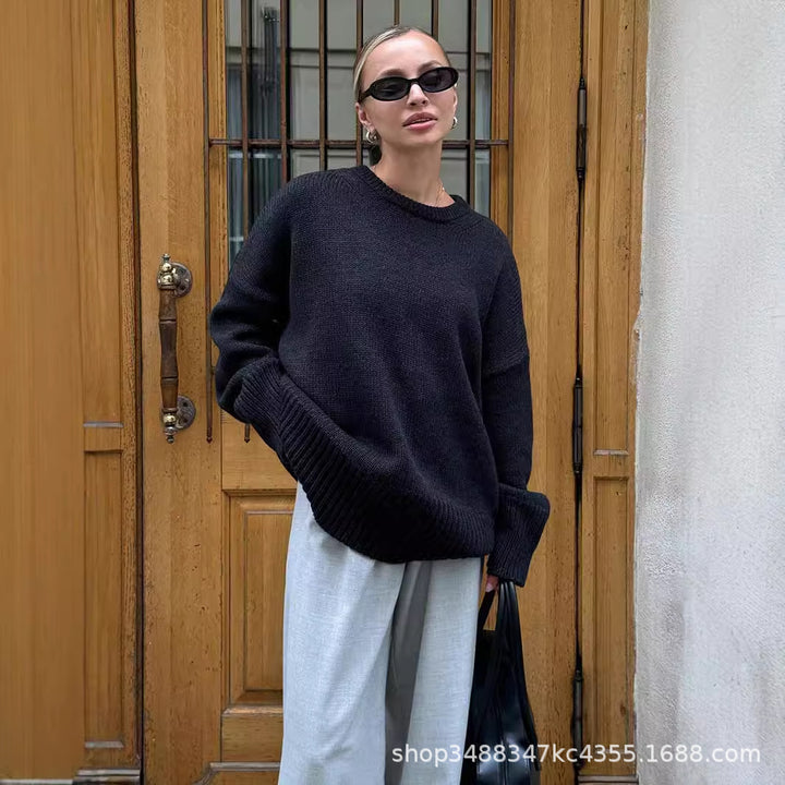 Damernas mjuka oversized stickad tröja med breda muddar Mirla-Eva Jonsson