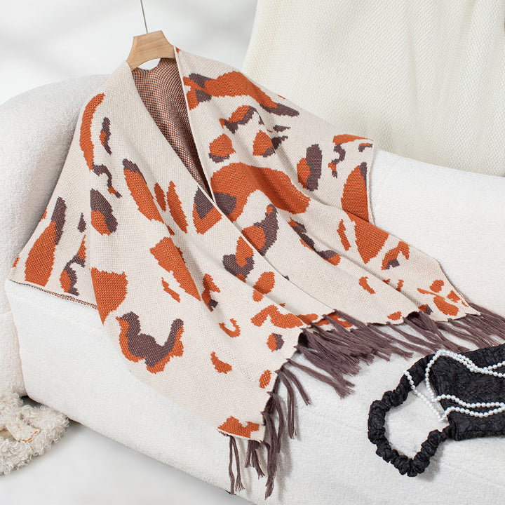 Damernas mjuka scarf med fransigt mönster Mirla-Eva Jonsson