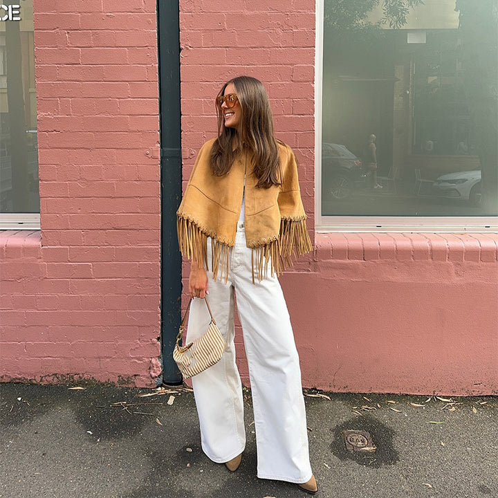Damernas mocka poncho med fransar och elegant krage Mirla-Eva Jonsson