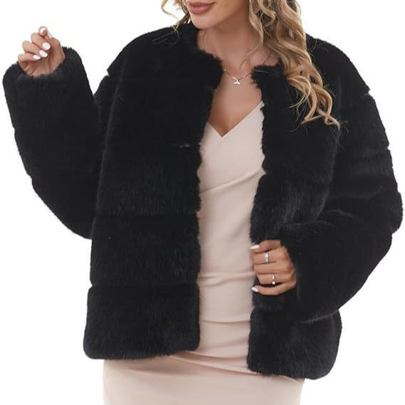 Damernas moda konstpälsjacka med iögonfallande snitt Eva Jonsson-Eva Jonsson