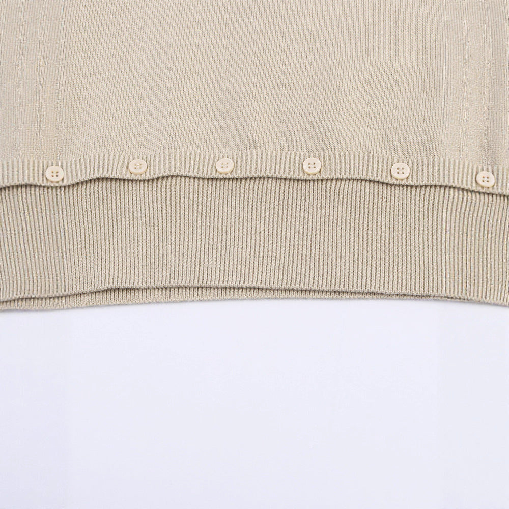 Damernas mode V-ringad tröja med dekorativa knapppdetaljer Mirla-Eva Jonsson