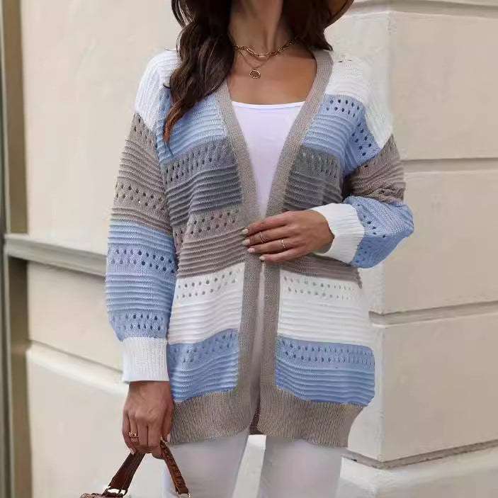 Damernas mode cardigan med unikt mönster och avslappnad passform Mirla-Eva Jonsson