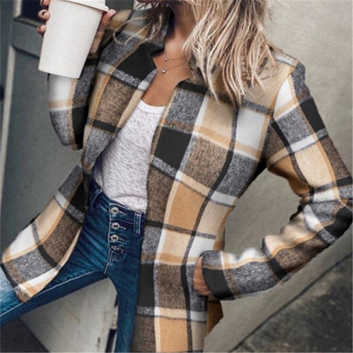 Damernas mode stickmantel Mirla-Eva Jonsson