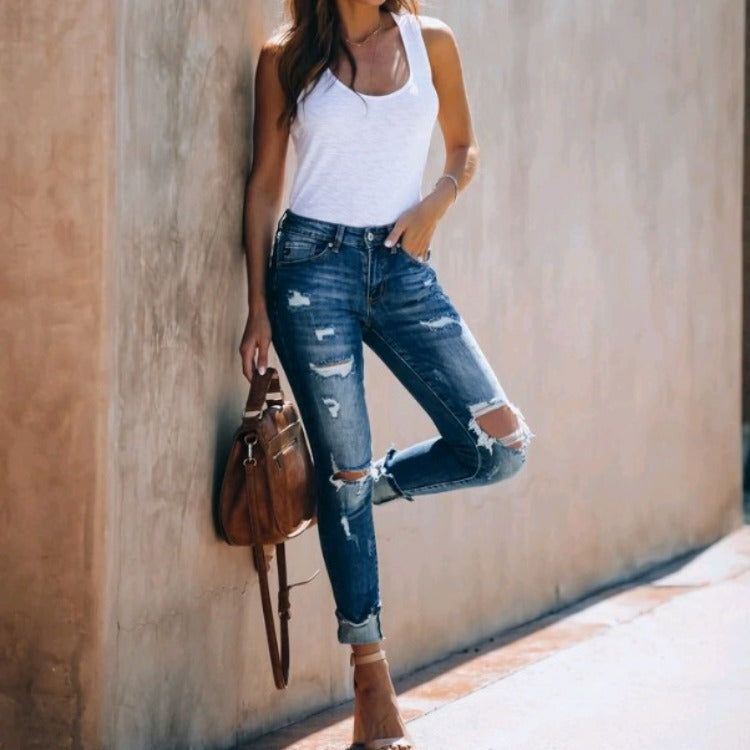 Damernas mode trasiga skinny-jeans i avslappnad stil Mirla-Eva Jonsson
