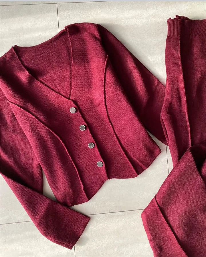 Damernas moderiktiga cardigan-set med strukturerad design Mirla-Eva Jonsson
