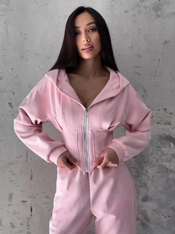 Damernas moderiktiga jumpsuit med elegant dragkedja Mirla-Eva Jonsson
