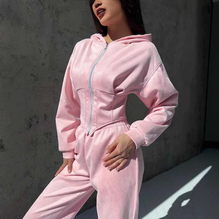 Damernas moderiktiga jumpsuit med elegant dragkedja Mirla-Eva Jonsson