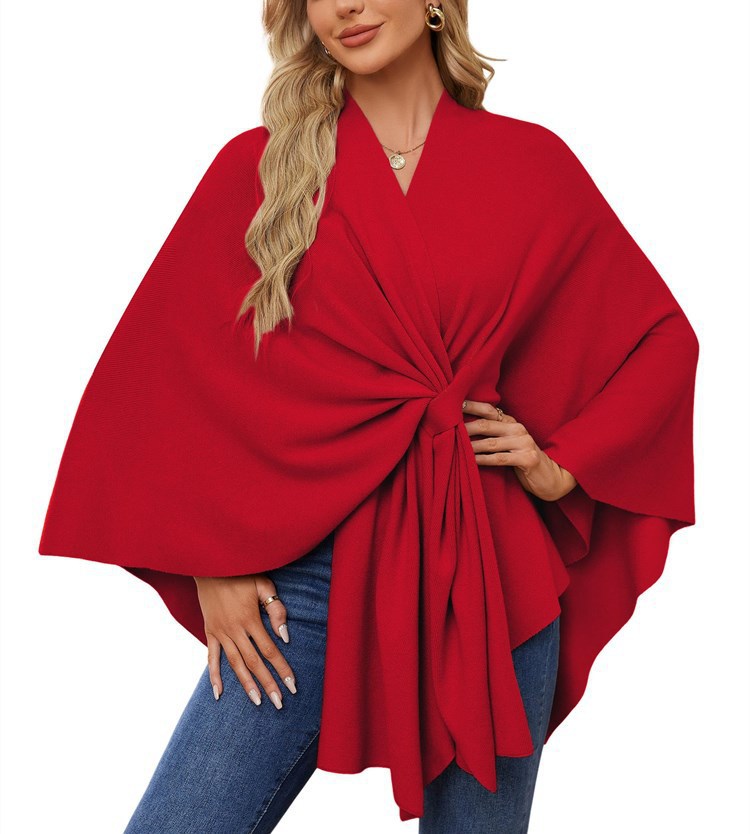 Damernas moderiktiga kaftan med elegant drapering Mirla-Eva Jonsson