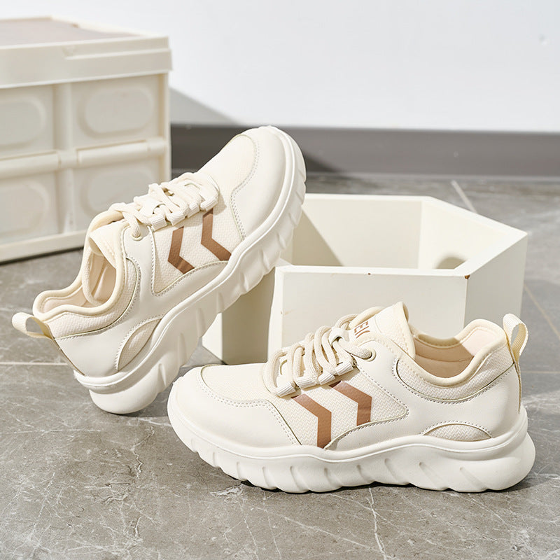 Damernas moderiktiga och andningsbara sneakers Mirla-Eva Jonsson