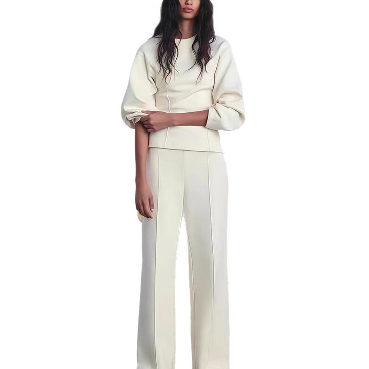 Damernas moderiktiga oversized-set med ballongärmar och elegant snitt Mirla-Eva Jonsson
