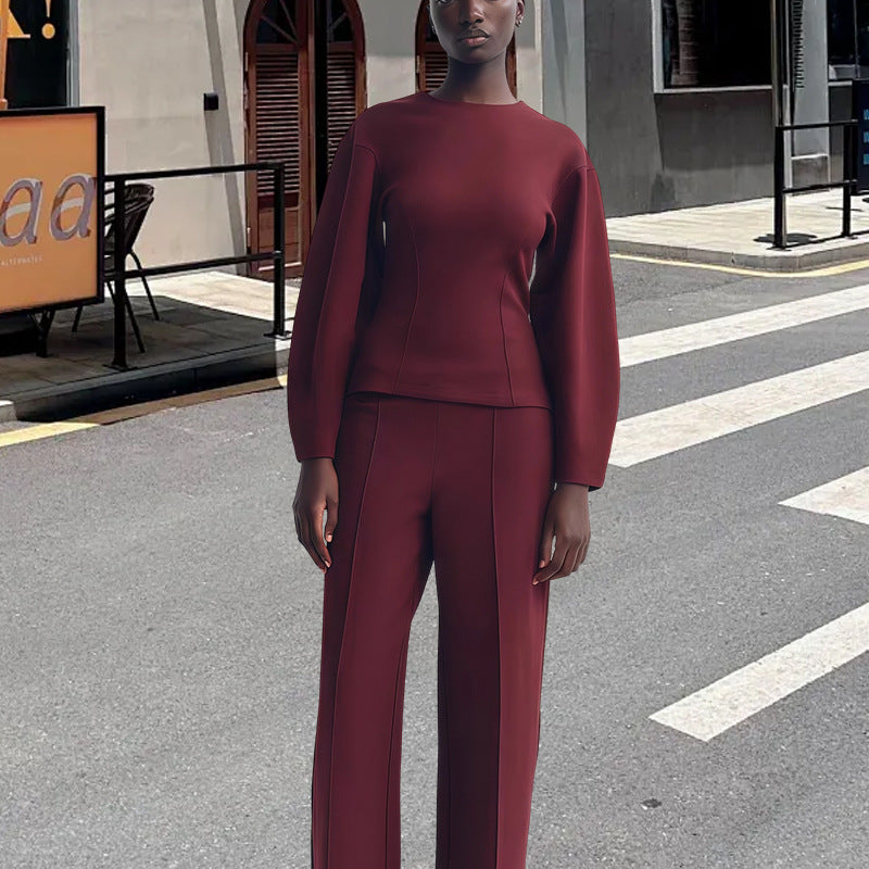 Damernas moderiktiga oversized-set med ballongärmar och elegant snitt Mirla-Eva Jonsson