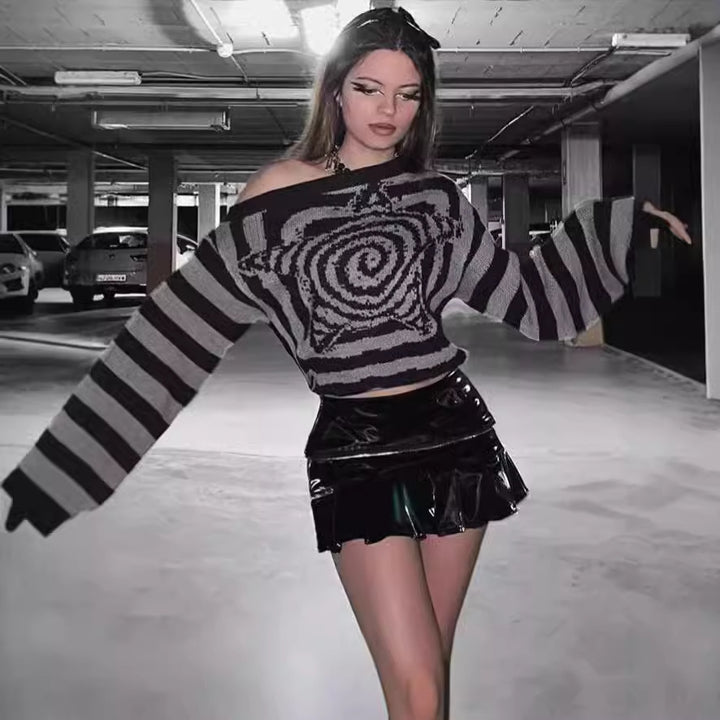 Damernas moderiktiga oversized-tröja med kreativ spiral-design och randigt mönster Eva Jonsson-Eva Jonsson