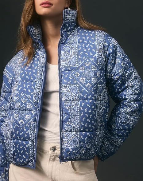 Damernas moderiktiga quiltjacka med paisleymönster Mirla-Eva Jonsson