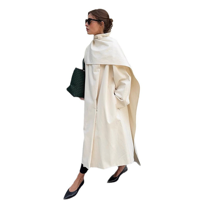 Damernas moderiktiga vadderade jacka med hög krage och asymmetrisk design Eva Jonsson-Eva Jonsson