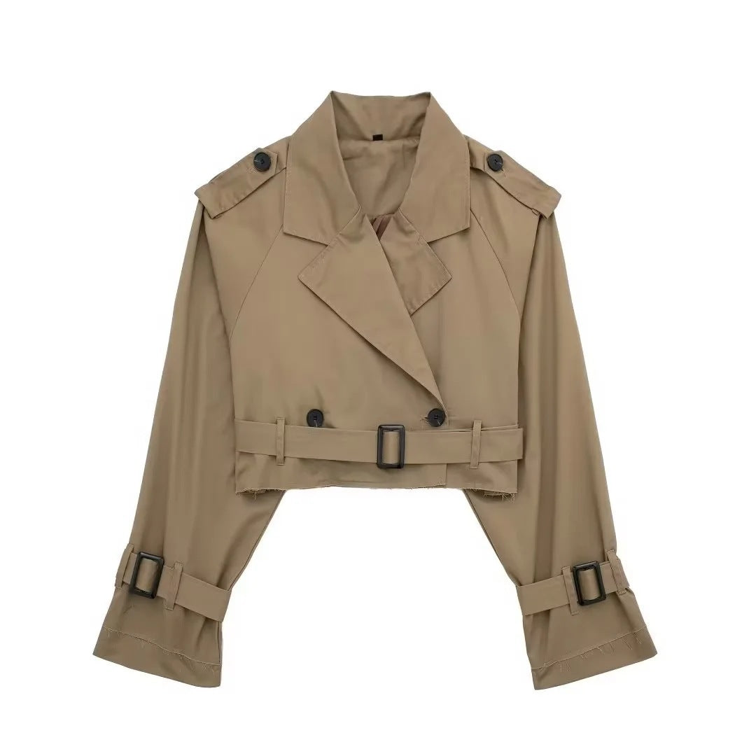 Damernas moderna cropped trenchjacka Mirla-Eva Jonsson