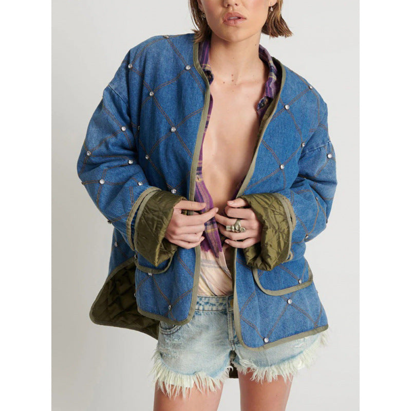 Damernas moderna denimjacka med diamantquiltning Mirla-Eva Jonsson