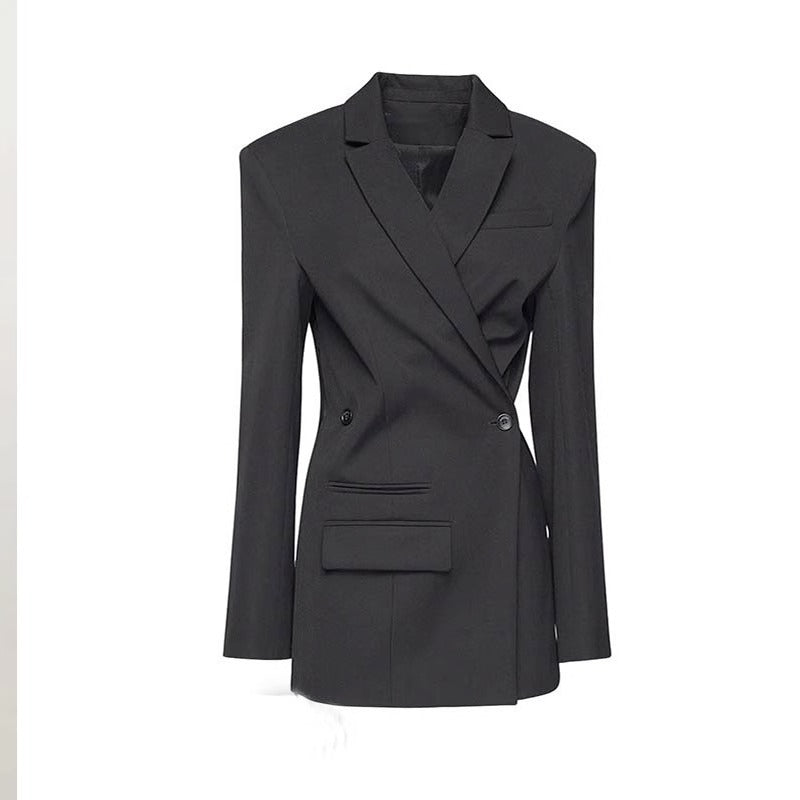 Damernas moderna snittblazer med asymmetrisk design Mirla-Eva Jonsson