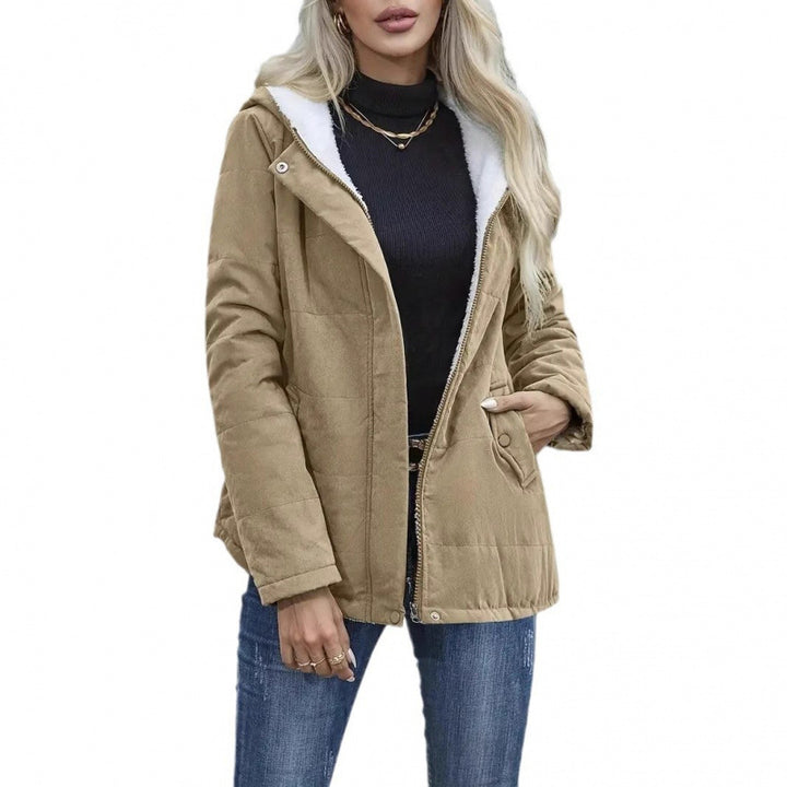 Damernas moderna vinterjacka Mirla-Eva Jonsson