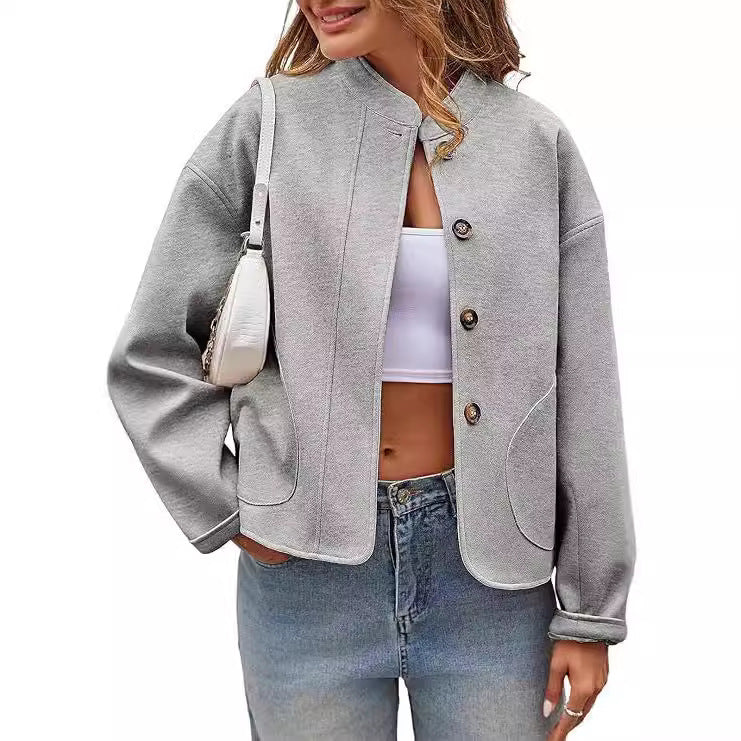 Damernas modetrend oversized jacka med knappar och sidofickor Mirla-Eva Jonsson