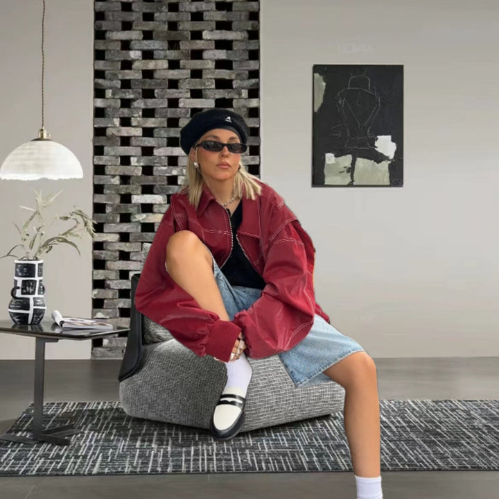 Damernas modiga jacka med trendiga stickdetaljer och avslappnad skärning Mirla-Eva Jonsson