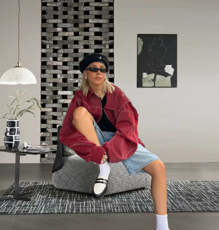 Damernas modiga jacka med trendiga stickdetaljer och avslappnad skärning Mirla-Eva Jonsson