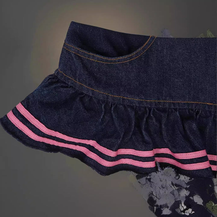 Damernas modiga mini-jeanskjol med volanger och hjärtformad applikation Mirla-Eva Jonsson