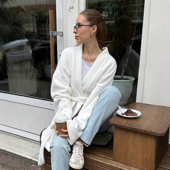 Damernas modiga öppna kofta med midjebälte och lös passform Mirla-Eva Jonsson