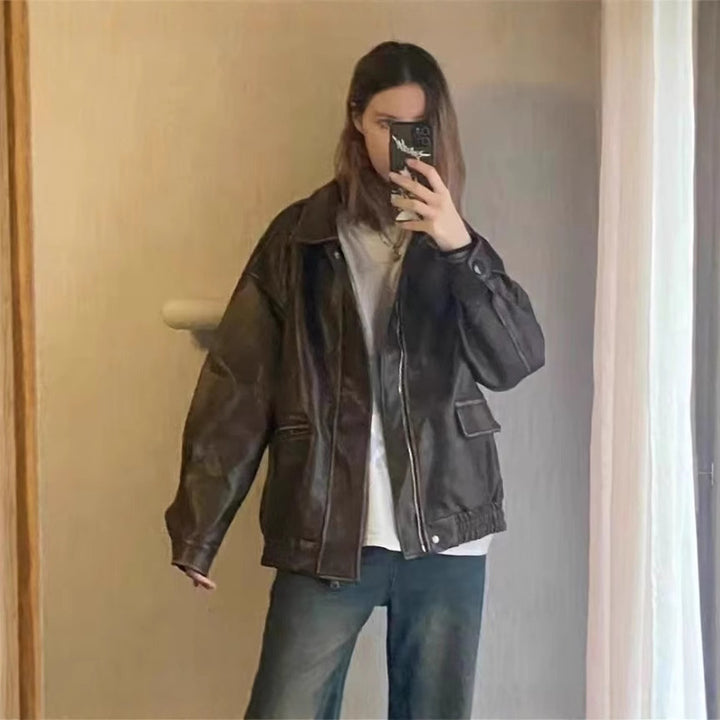 Damernas modiga oversized läderjacka med strukturerad design Mirla-Eva Jonsson