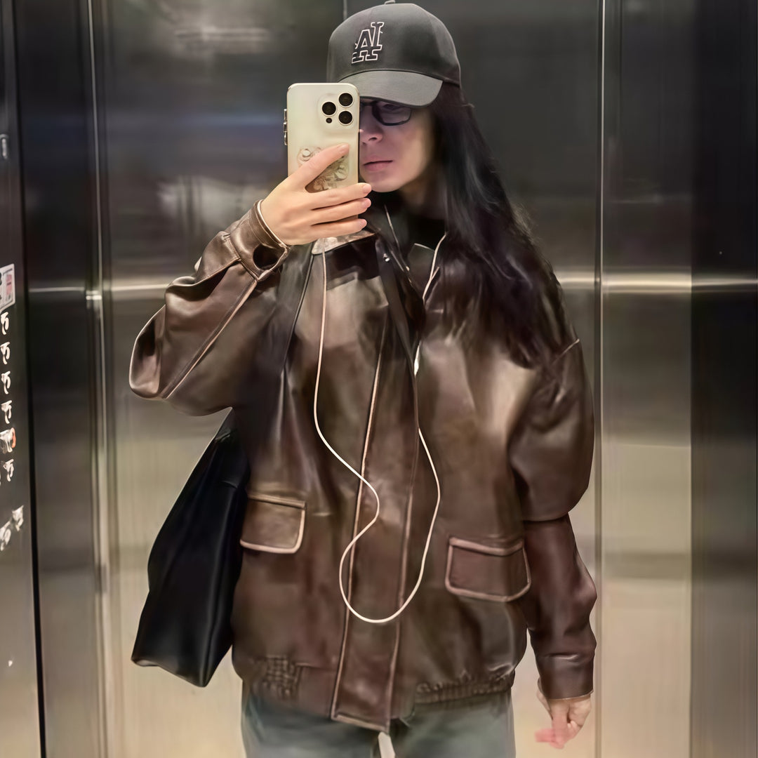 Damernas modiga oversized läderjacka med strukturerad design Mirla-Eva Jonsson
