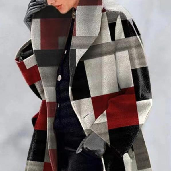 Damernas modiga rutiga kappa med oversized passform och lyxig textur Eva Jonsson-Eva Jonsson