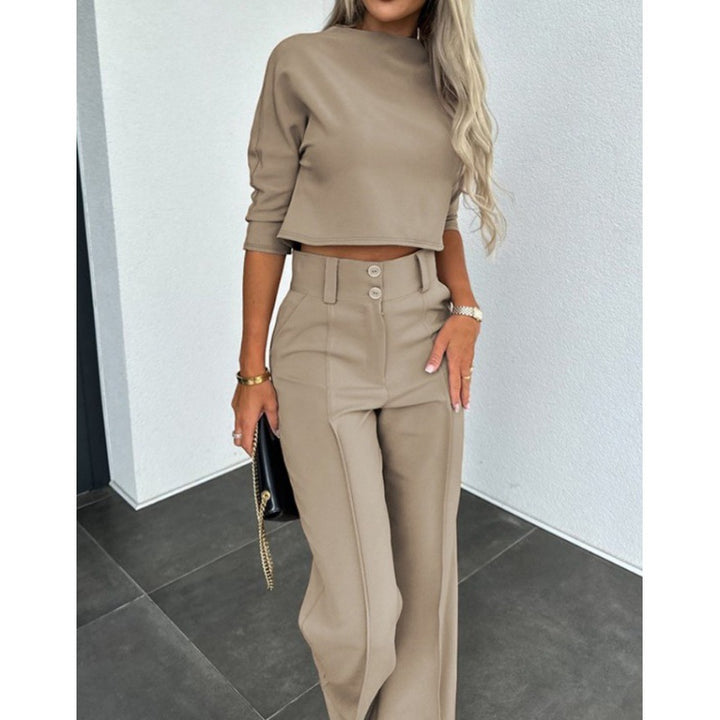 Damernas modiska cropped topp med eleganta palazzo byxor Mirla-Eva Jonsson