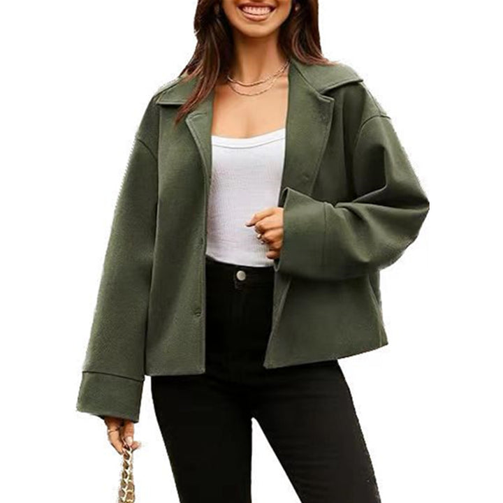 Damernas modiska oversized-jacka i högkvalitativt material Mirla-Eva Jonsson