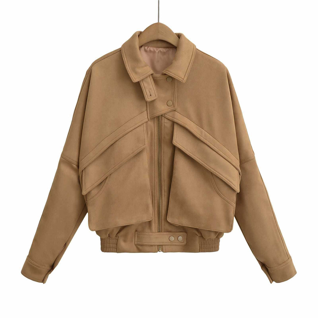 Damernas modiska oversized jacka med geometrisk skärning Mirla-Eva Jonsson
