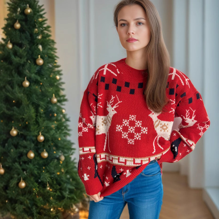 Damernas mönstrade jultröja med festligt ren-design och oversize-snitt Mirla-Eva Jonsson