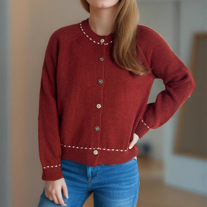 Damernas mysiga cardigan med dekorativa knappar Mirla-Eva Jonsson